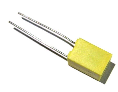 Kondensator MKT 47nF/250V 5% r=5mm 10szt